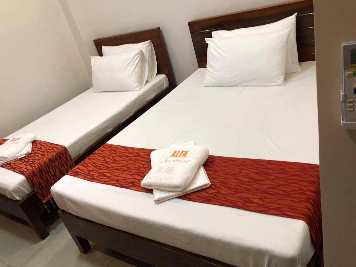 Reddoorz At Sta Cruz Naga City Kültér fotó