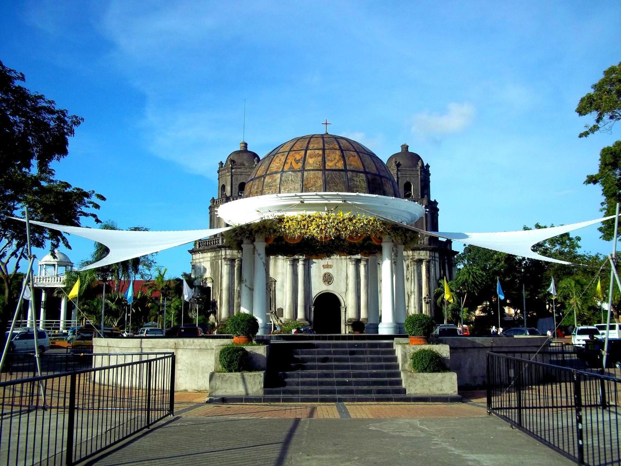 Reddoorz At Sta Cruz Naga City Kültér fotó
